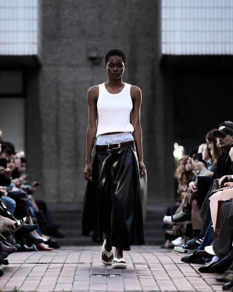 HARRI Black trousers