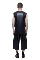 Sleeveless Zip-Up Jacket Detail HARRI London